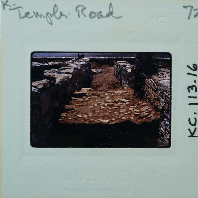 Parallel wall with surface between them.