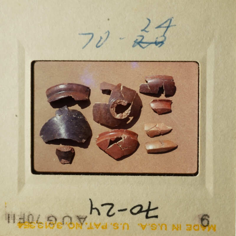 The images show an assortment of broken pottery pieces on a tray, with some larger pieces and smaller fragments.