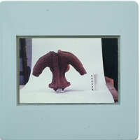 Terracotta statue torso from the front K0.30